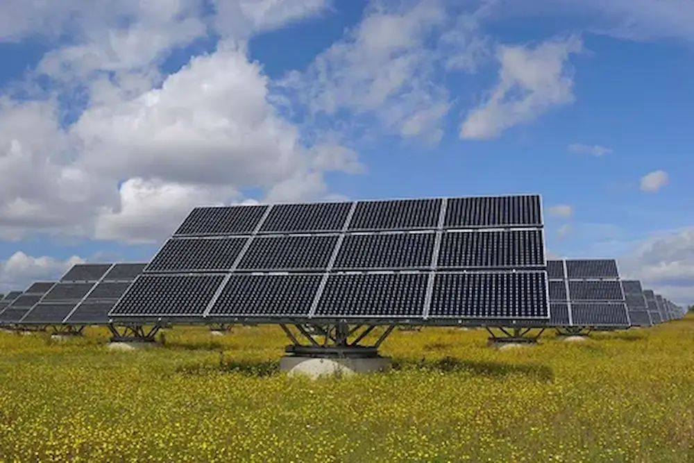 ما هي عيوب الطاقة الشمسية (1)